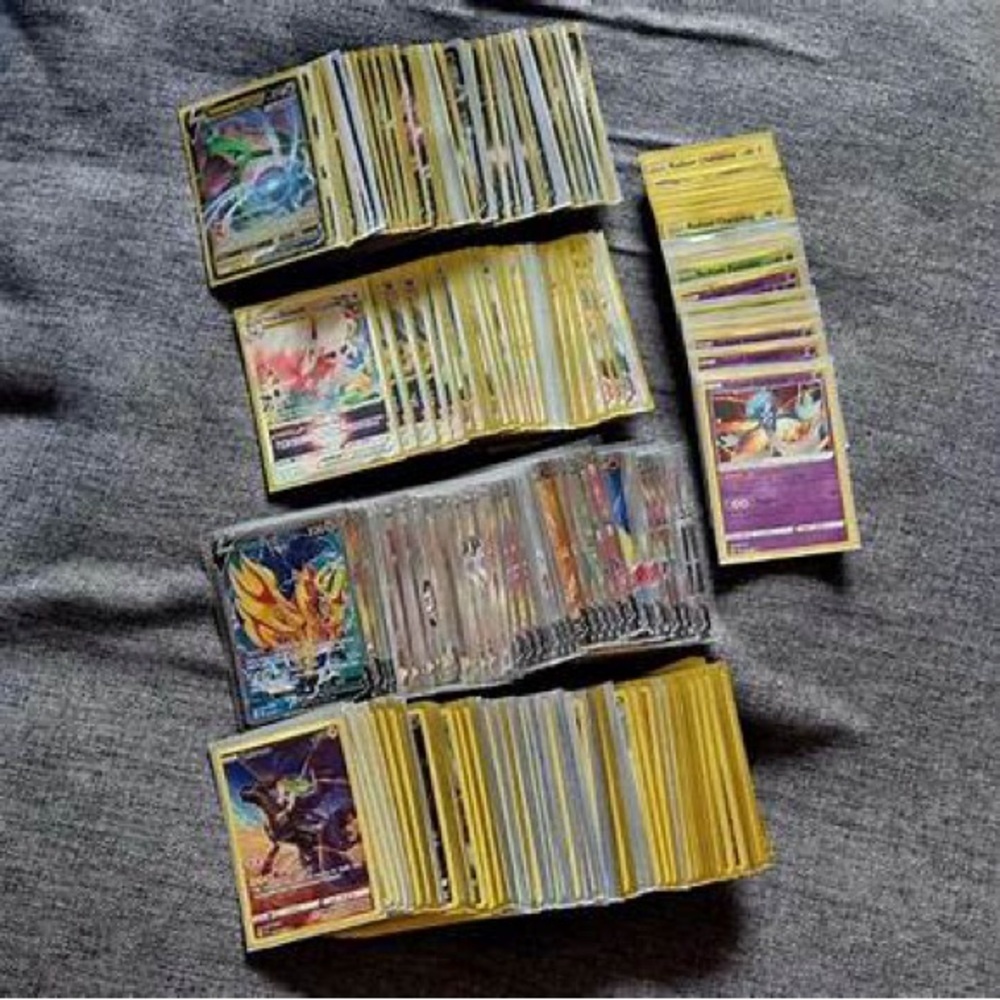 500 POKEMON CARDS IN ELITE TRAINER BOX - Picture 5 of 13